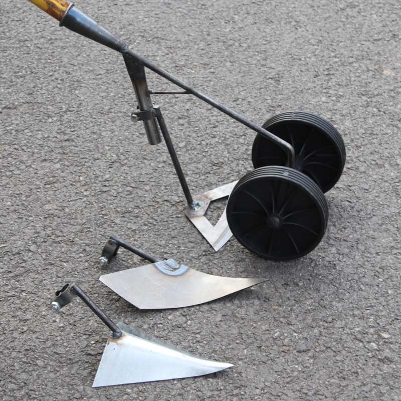 Farming Agriculture Tools - Garten-Unkrautentfernungswerkzeuge aus Kohlenstoffstahl, geschmiedete Metall-Gartenhacken, 2-Rad-3-in-1-Handpflüge